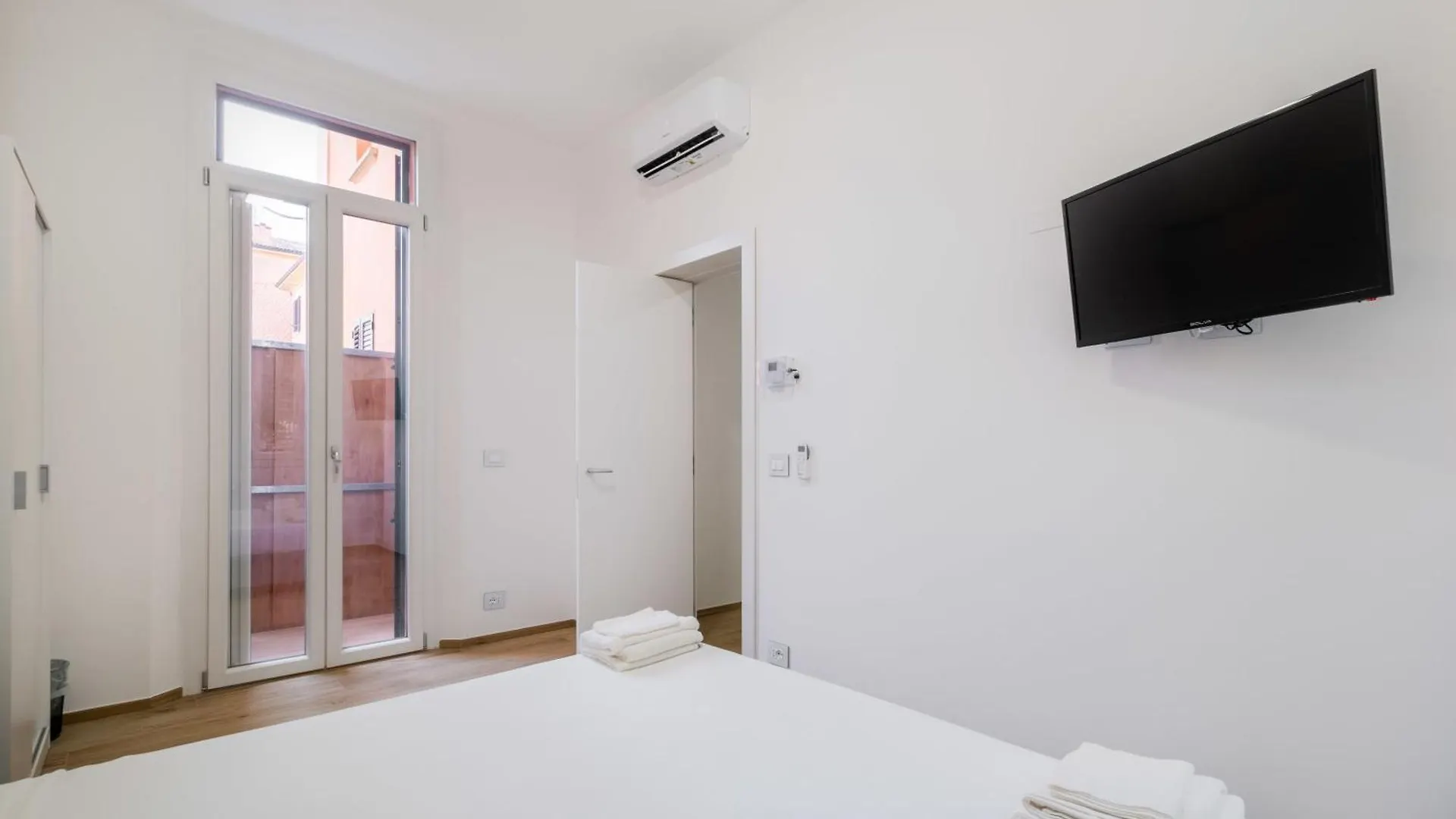Homeby, Due Agosto Apartment Bologna